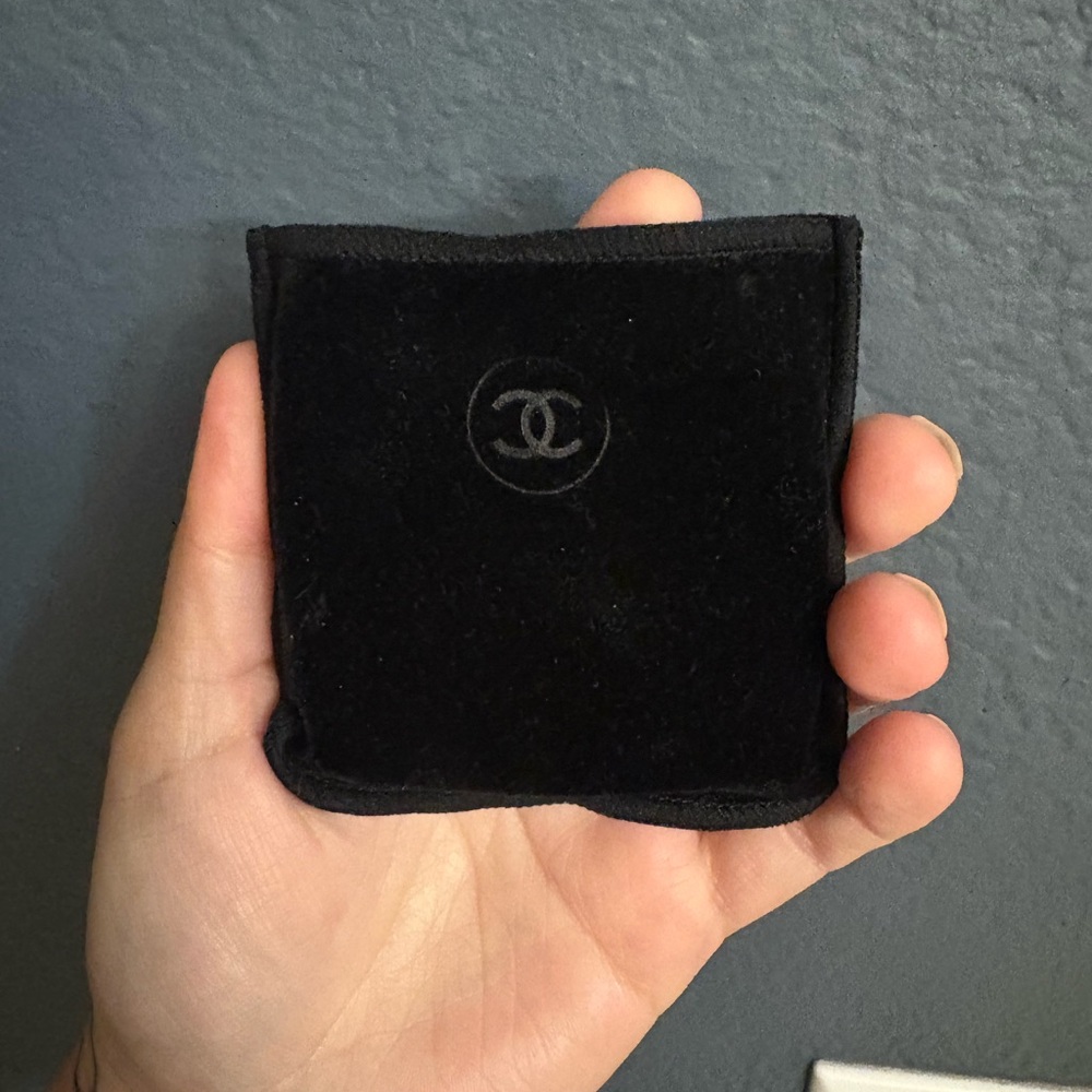 Chanel Powder Blush Compact 602 Rose Ruban - Picture 4 of 4